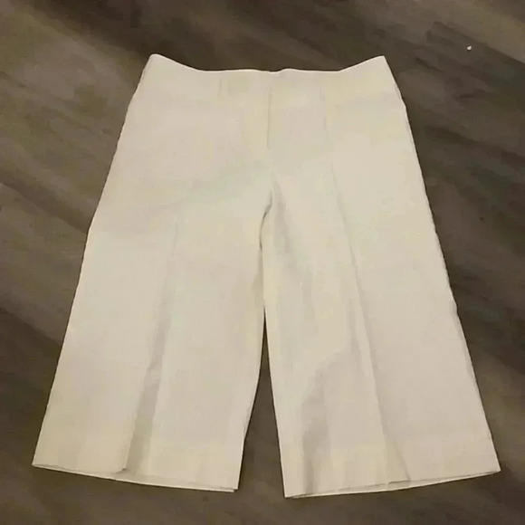 Womens capris  - Picture 1 of 6